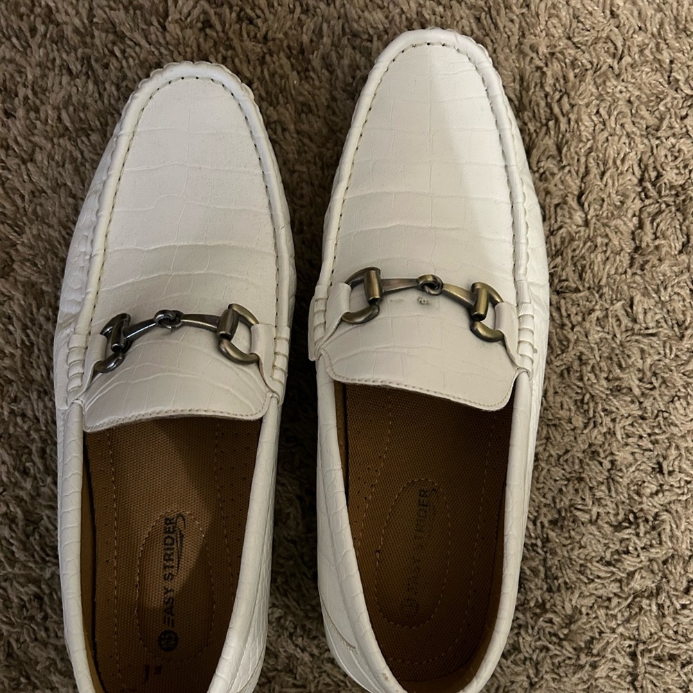 Men’s white loafers 10.5